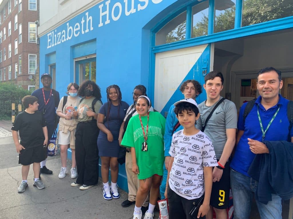 Elizabeth House Community Centre group outside the centre